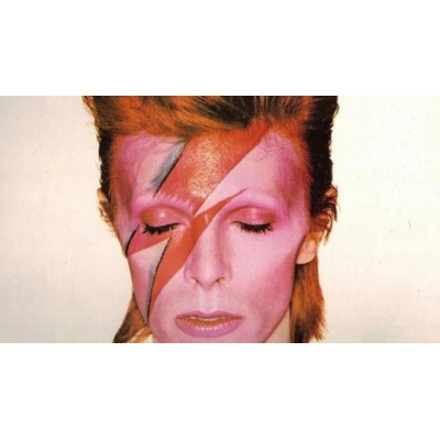 YelloWorld
Hommage à David Bowie