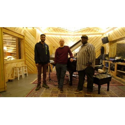 Laurent COQ Trio featuring Jonathan BLAKE & Joshua CRUMBLY
 - Photo : Jazz&People