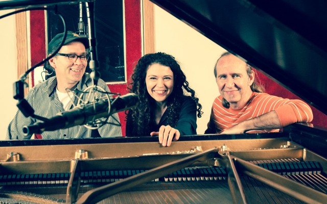 Sylvie Courvoisier Trio - Photo : Caroline Mardok / 2014