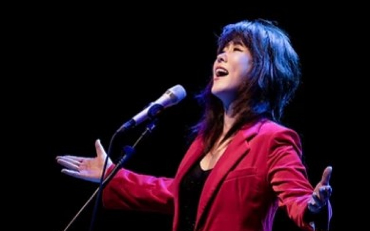 Jazzenville - Youn Sun Nah - Diva coréenne, improvisatrice hors pair, dotée d'une fabuleuse technique vocale. - Photo : Youn Sun Nah