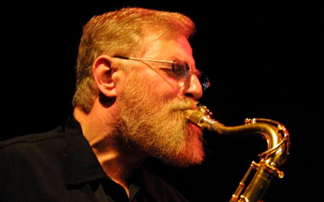 Lew Tabackin Trio - A jazz tenor figure and an inspired flute virtuoso!